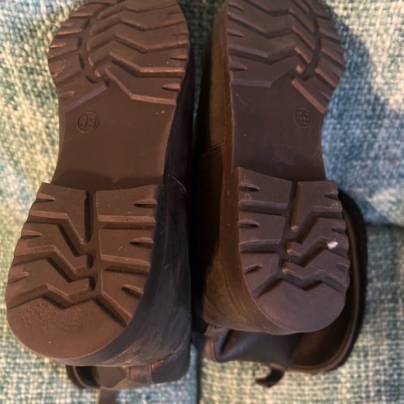 L.L. Bean Made in England Tall Black Leather Fleece Lined Boots Size 39 or 9 - Picture 5 of 6